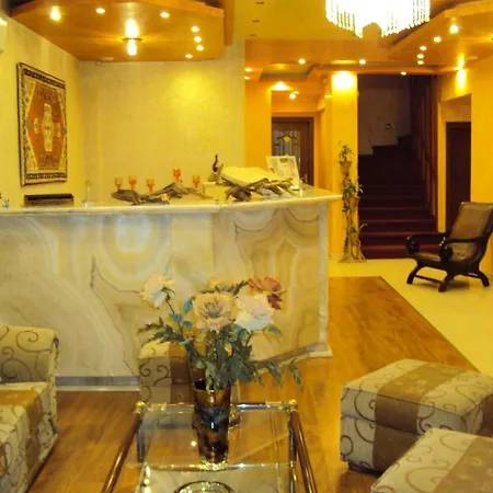 Knossos City Hotel Loutra Edipsou (Evia)