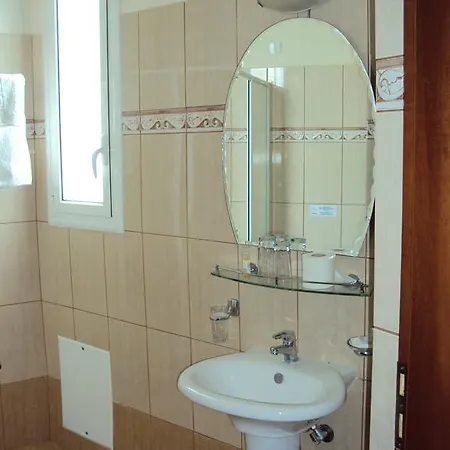 Hotel Knossos City 2*